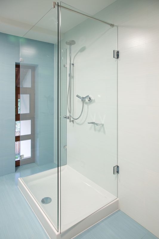 Corner Shower with Shelving